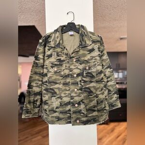No Boundaries Camo Denim Jacket sz 7/9.